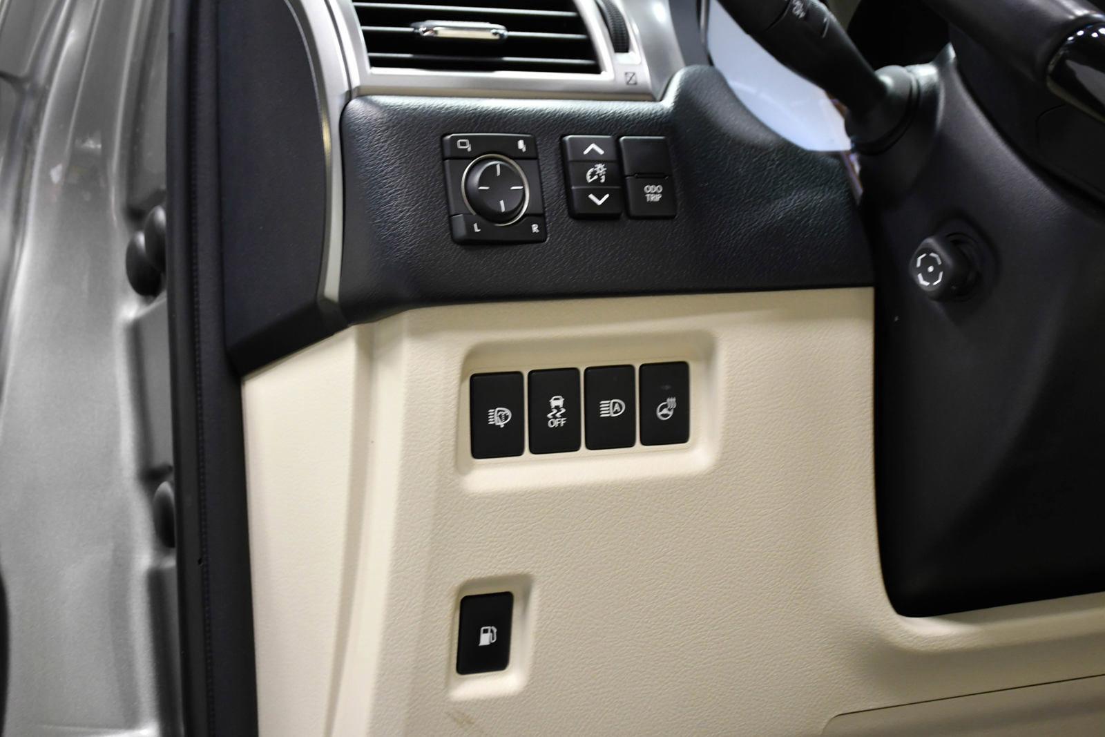 2023 Lexus GX 460 Vehicle Photo in DALLAS, TX 75235