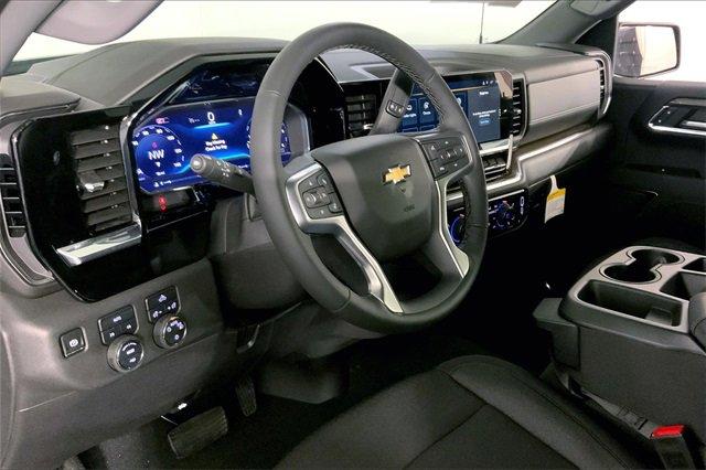 2024 Chevrolet Silverado 1500 Vehicle Photo in KANSAS CITY, MO 64114-4502