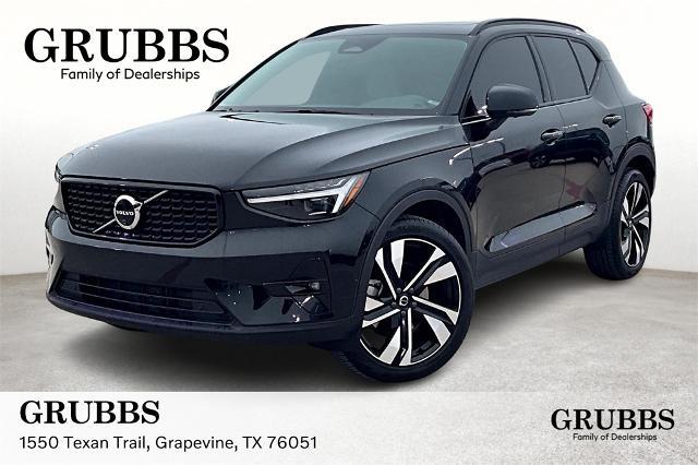 2024 Volvo XC40 Vehicle Photo in Grapevine, TX 76051