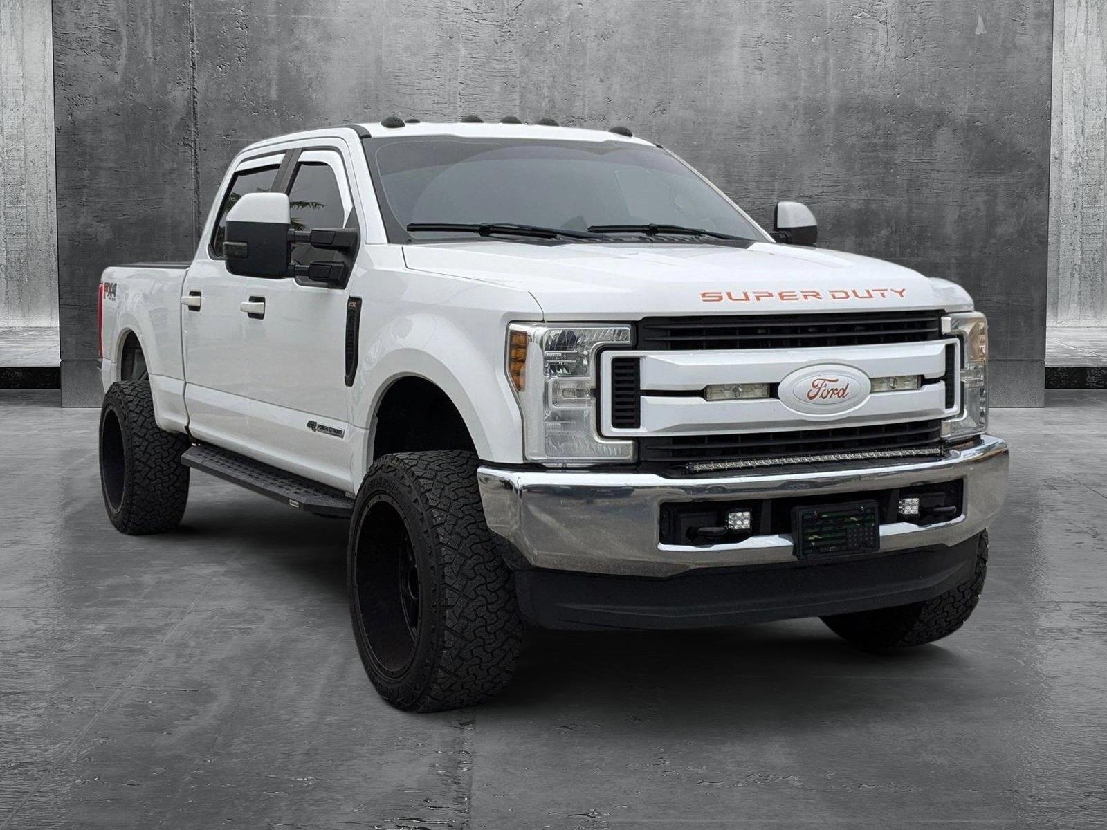 2018 Ford Super Duty F-250 SRW Vehicle Photo in Miami, FL 33015