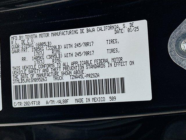 2025 Toyota Tacoma 4WD Vehicle Photo in Flemington, NJ 08822
