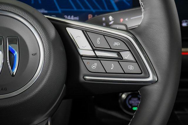 2025 Buick Envision Vehicle Photo in PUYALLUP, WA 98371-4149