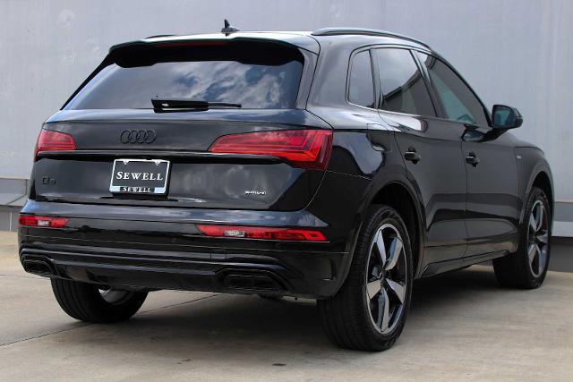 2024 Audi Q5 Vehicle Photo in SUGAR LAND, TX 77478