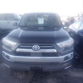 2020 Toyota 4Runner Vehicle Photo in Neenah, WI 54956