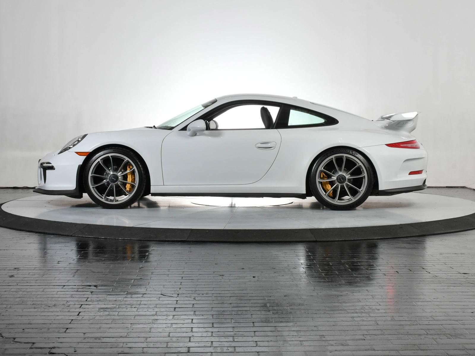 2015 Porsche 911 Vehicle Photo in DALLAS, TX 75235