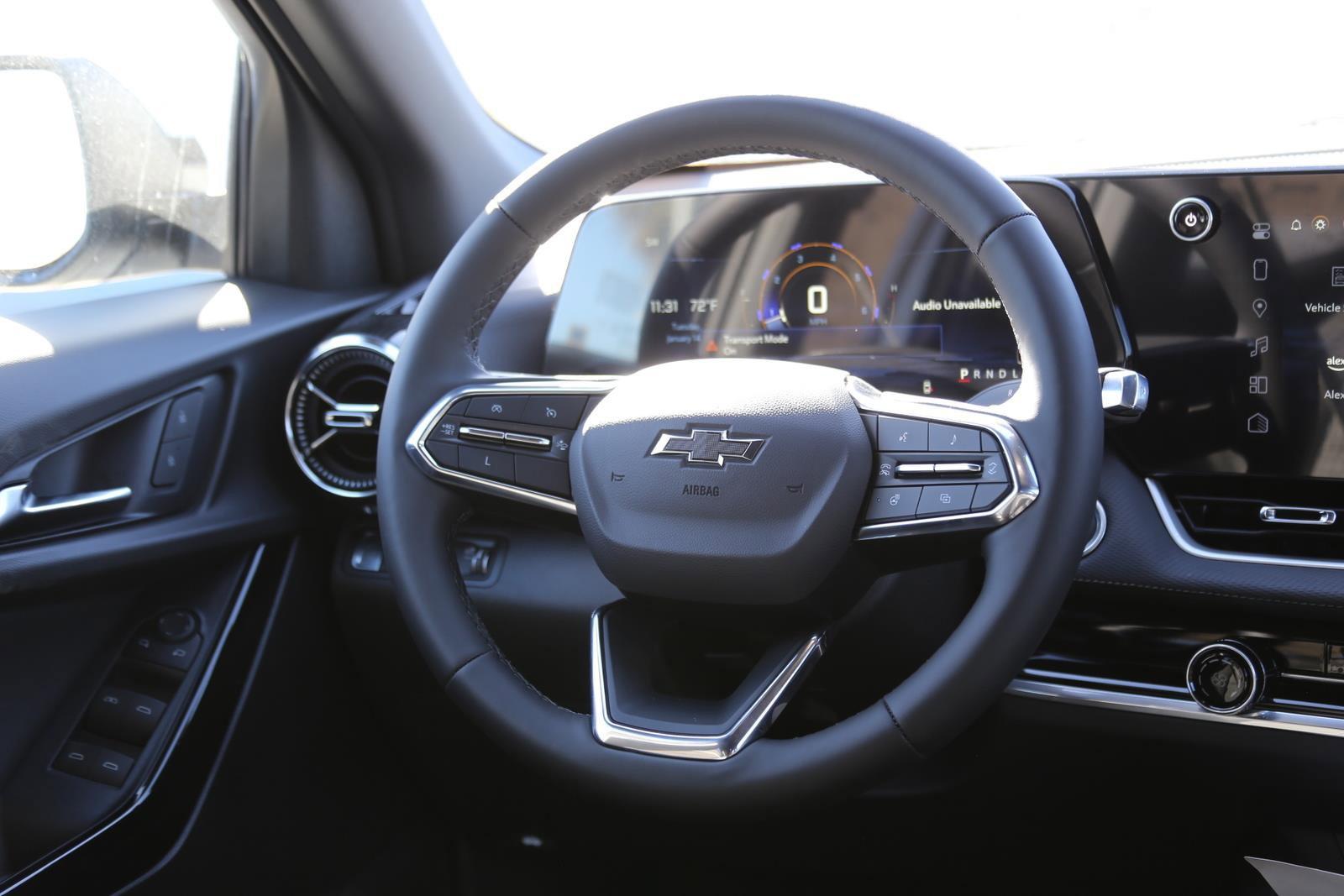 2025 Chevrolet Equinox Vehicle Photo in LOS ANGELES, CA 90007-3794