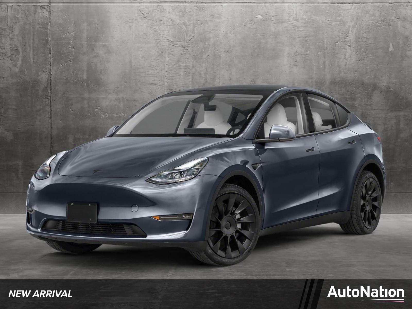 2024 Tesla Model Y Vehicle Photo in Coconut Creek, FL 33073