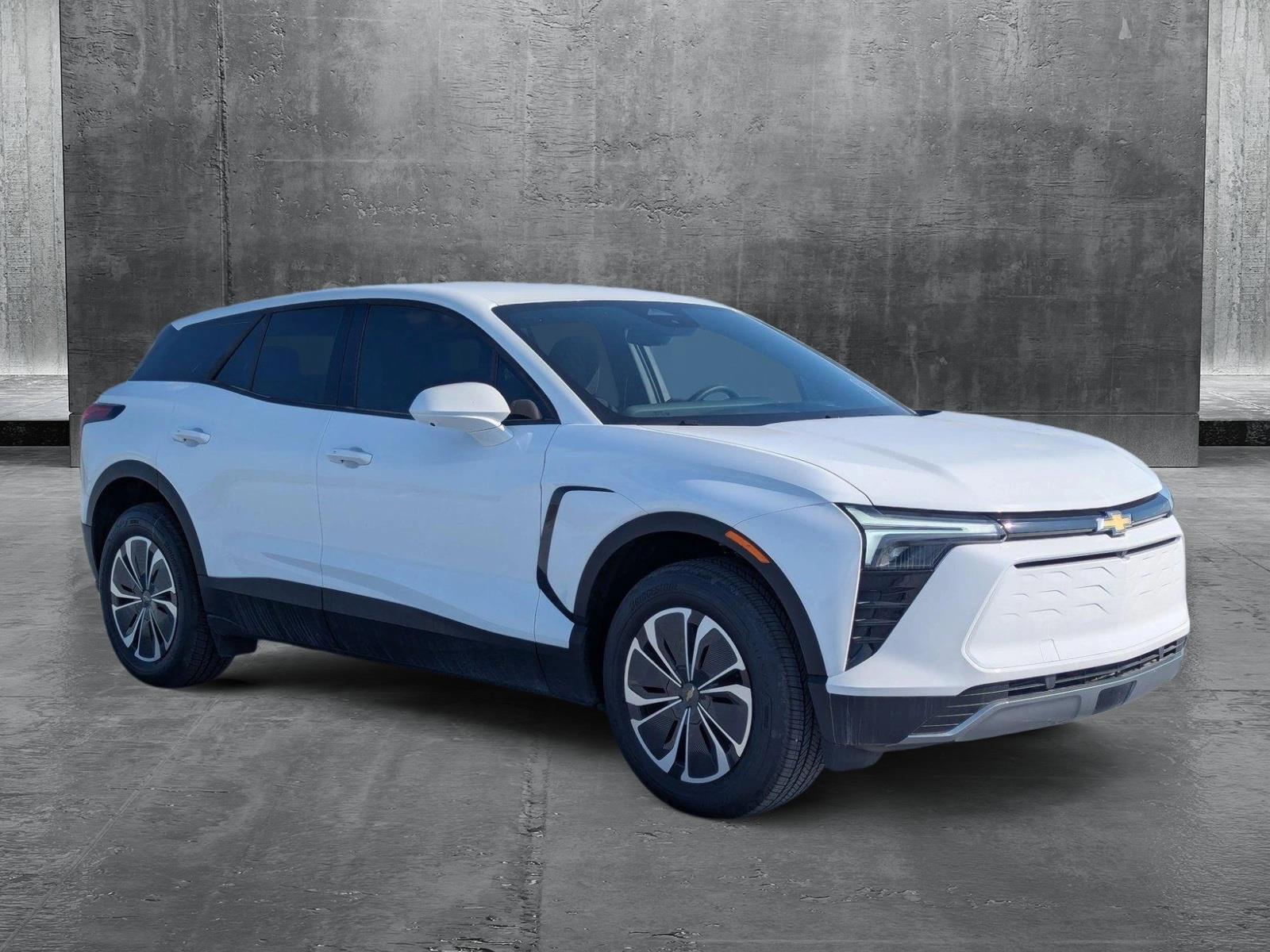 2025 Chevrolet Blazer EV Vehicle Photo in PEMBROKE PINES, FL 33024-6534