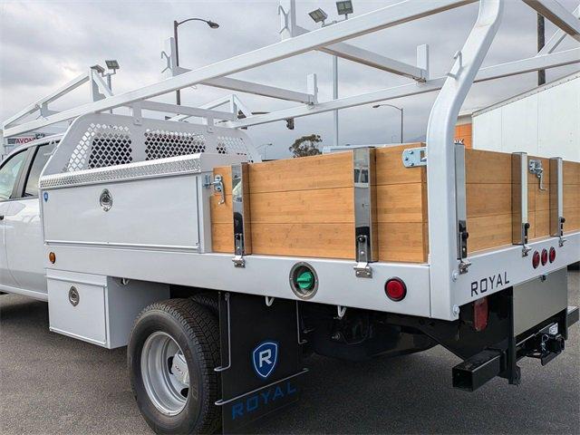 2025 GMC Sierra 3500 HD Chassis Cab Vehicle Photo in PASADENA, CA 91107-3803