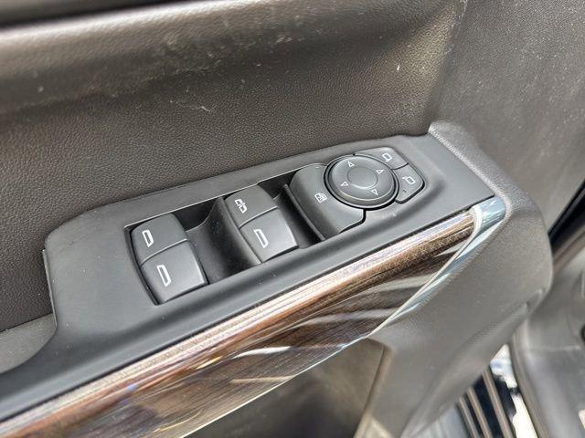 2019 Chevrolet Silverado 1500 Vehicle Photo in MEDINA, OH 44256-9631
