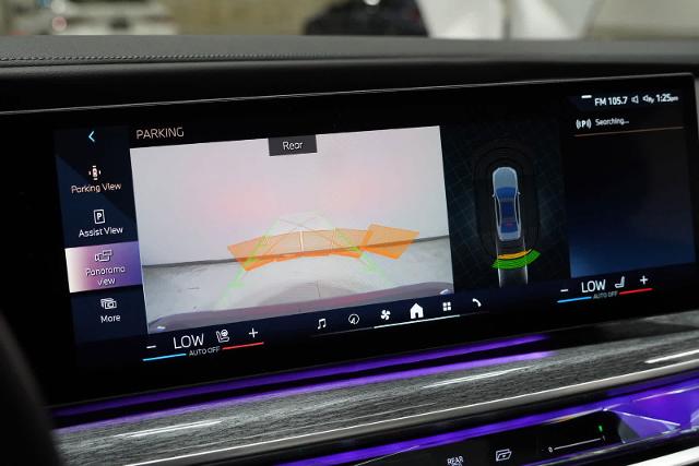2024 BMW 740i xDrive Vehicle Photo in GRAPEVINE, TX 76051