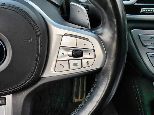 2022 BMW 740i xDrive Vehicle Photo in PLANO, TX 75024