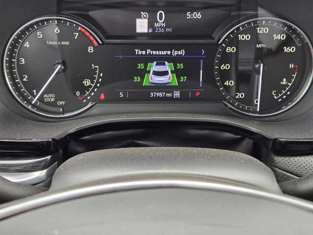 2023 Cadillac XT5 Vehicle Photo in DENTON, TX 76210-9321