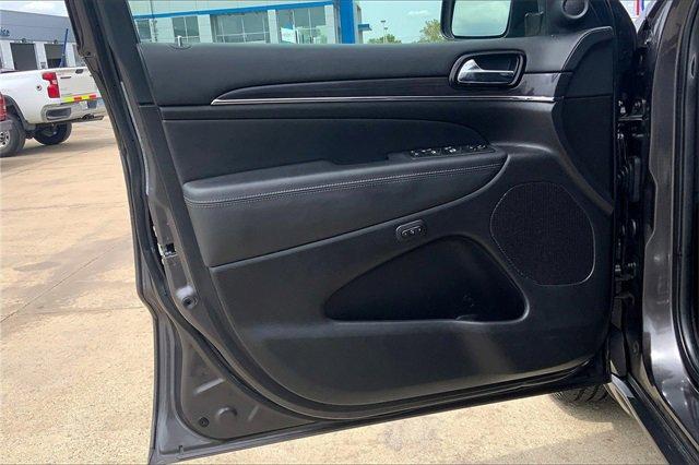 2019 Jeep Grand Cherokee Vehicle Photo in TOPEKA, KS 66609-0000