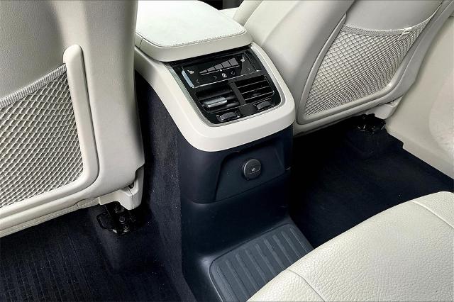 2024 Volvo XC90 Recharge Plug-In Hybrid Vehicle Photo in Houston, TX 77007