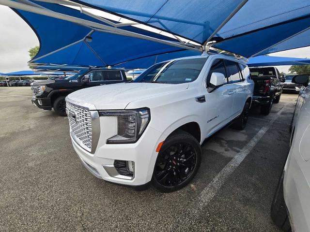 2022 GMC Yukon Vehicle Photo in DENTON, TX 76210-9321