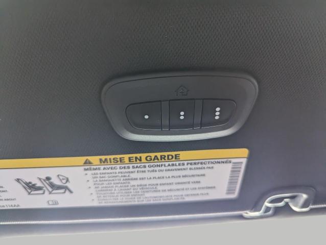 2025 Chrysler Pacifica Vehicle Photo in Oshkosh, WI 54901