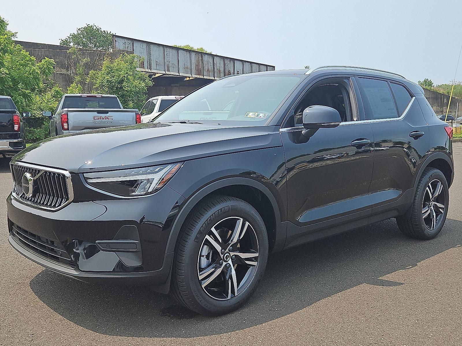 2025 Volvo XC40 Vehicle Photo in Trevose, PA 19053