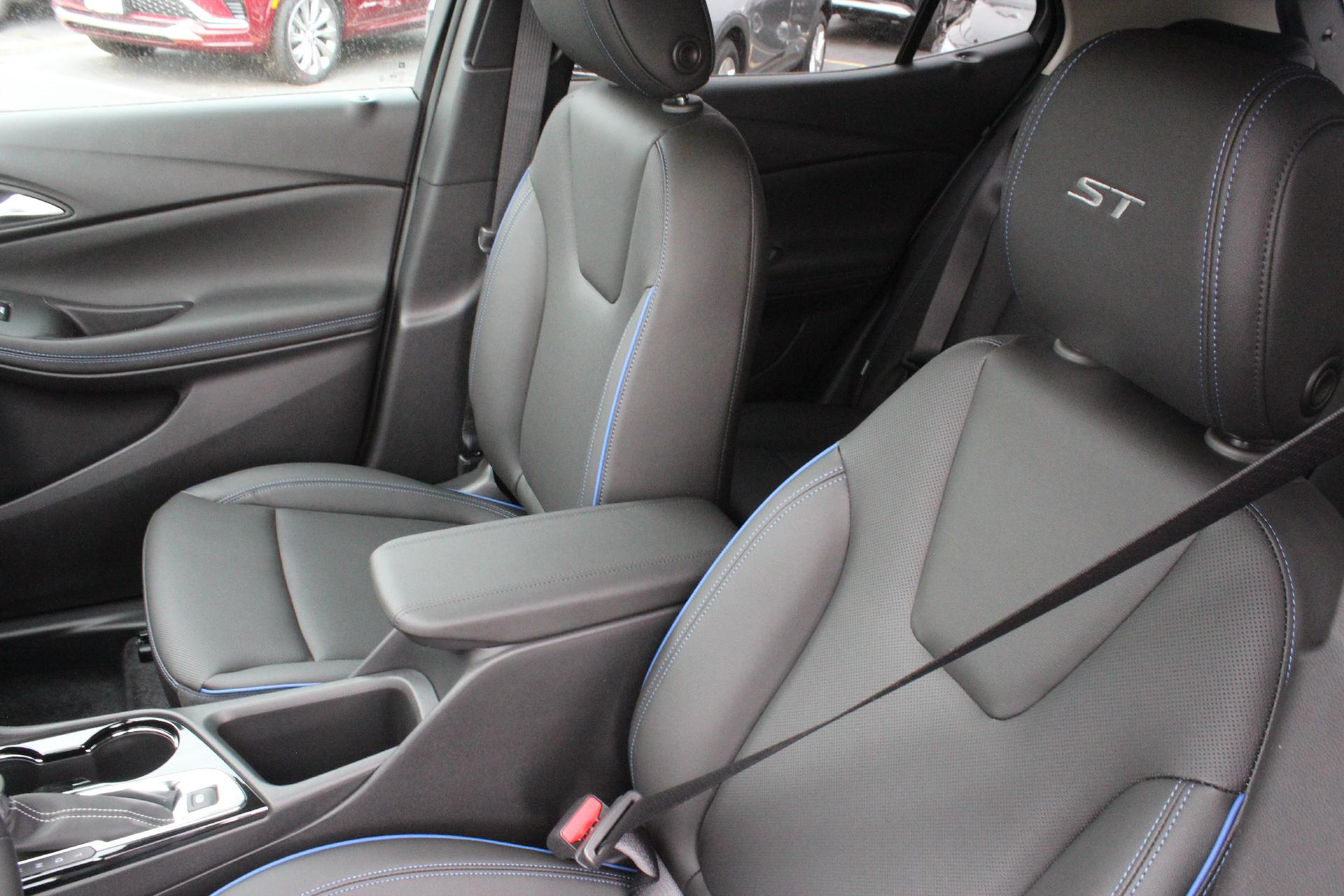 2026 Buick Encore GX Vehicle Photo in AURORA, CO 80012-4011