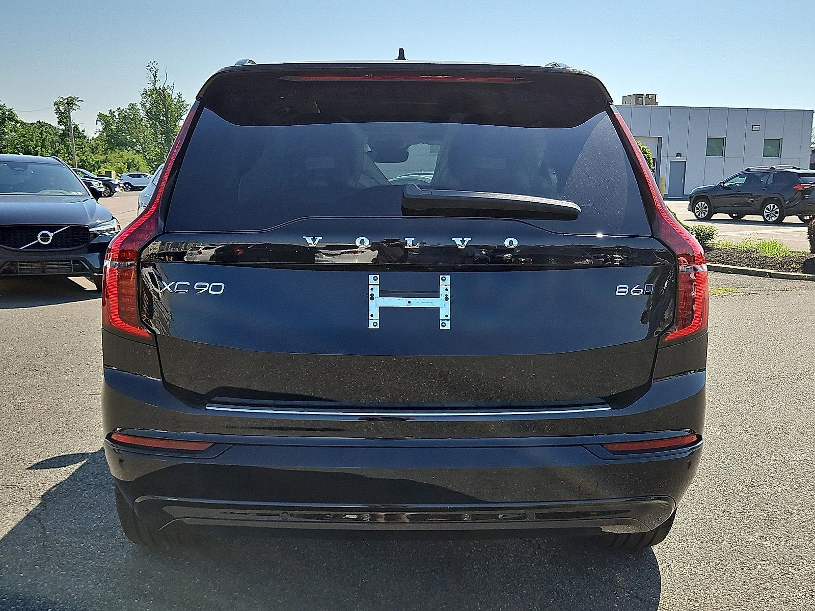 2026 Volvo XC90 Vehicle Photo in Trevose, PA 19053