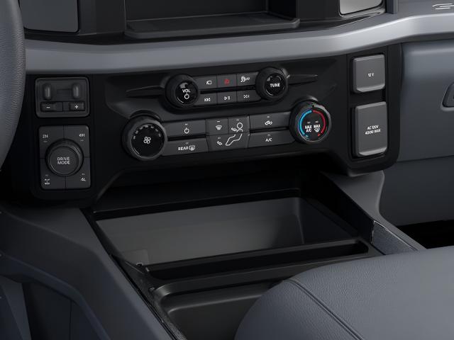 2025 Ford Super Duty F-250 SRW Vehicle Photo in Neenah, WI 54956