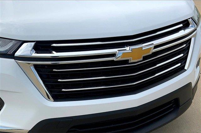 2023 Chevrolet Traverse Vehicle Photo in TOPEKA, KS 66609-0000