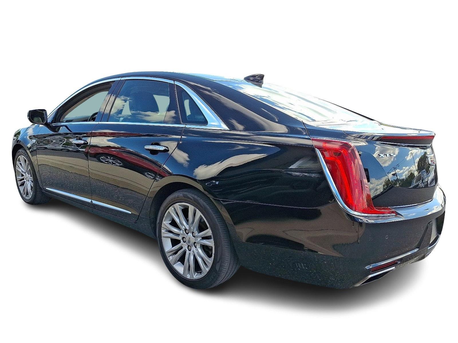 2019 Cadillac XTS Vehicle Photo in BETHLEHEM, PA 18017-9401