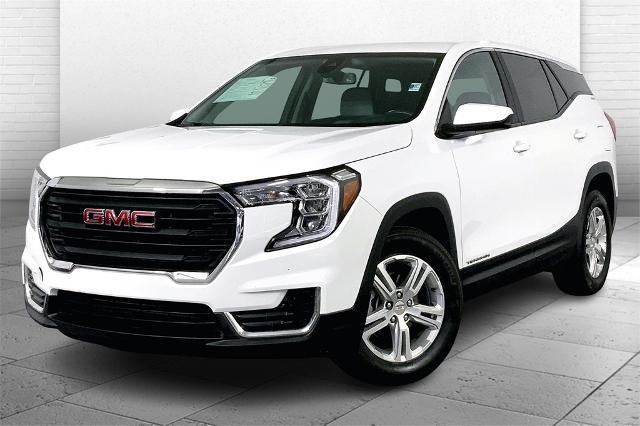 2024 GMC Terrain Vehicle Photo in Lees Summit, MO 64086