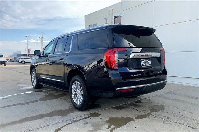 2024 GMC Yukon XL Vehicle Photo in TOPEKA, KS 66609-0000