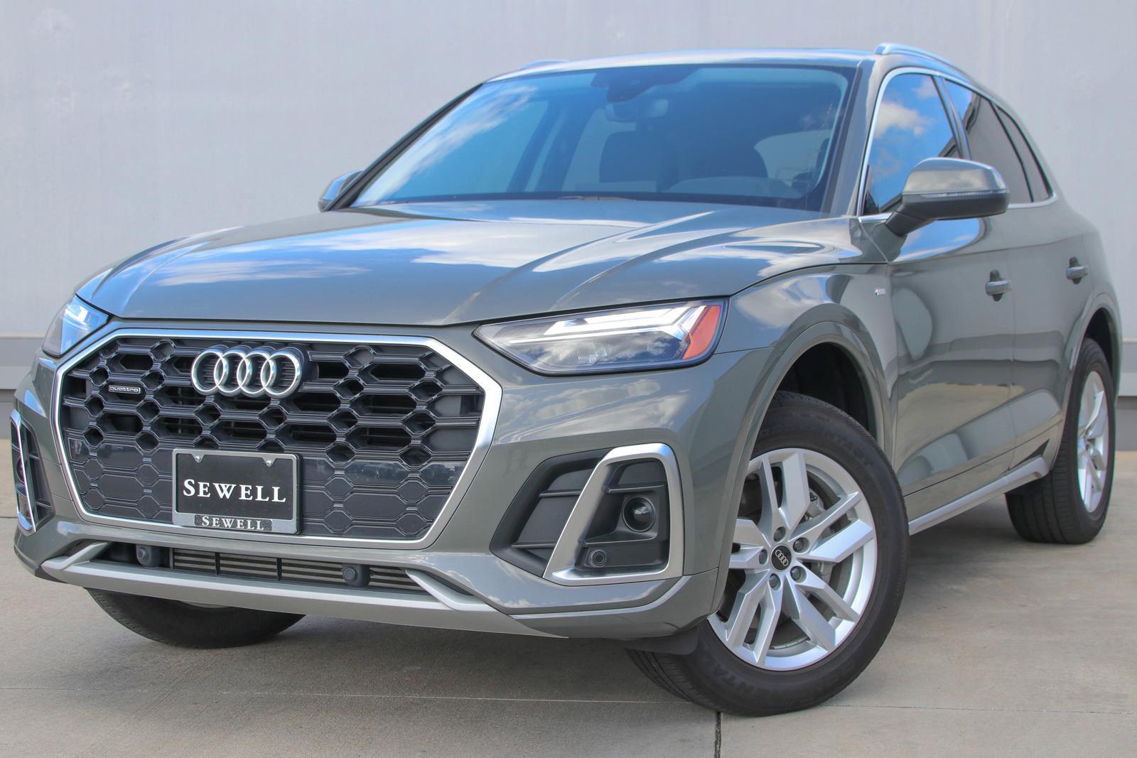 2024 Audi Q5 Vehicle Photo in SUGAR LAND, TX 77478