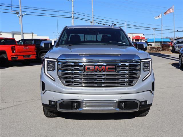 Used 2022 GMC Sierra 1500 Denali Denali with VIN 1GTUUGEL3NZ513215 for sale in Alcoa, TN