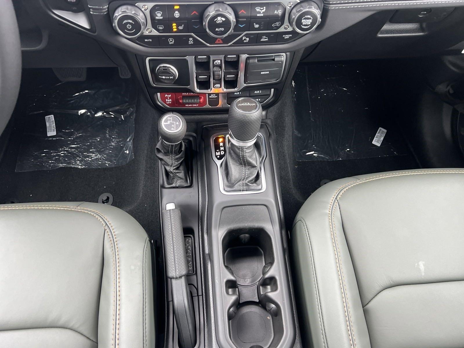 2025 Jeep Gladiator Vehicle Photo in Mechanicsburg, PA 17050-1707