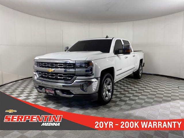 2017 Chevrolet Silverado 1500 Vehicle Photo in MEDINA, OH 44256-9001