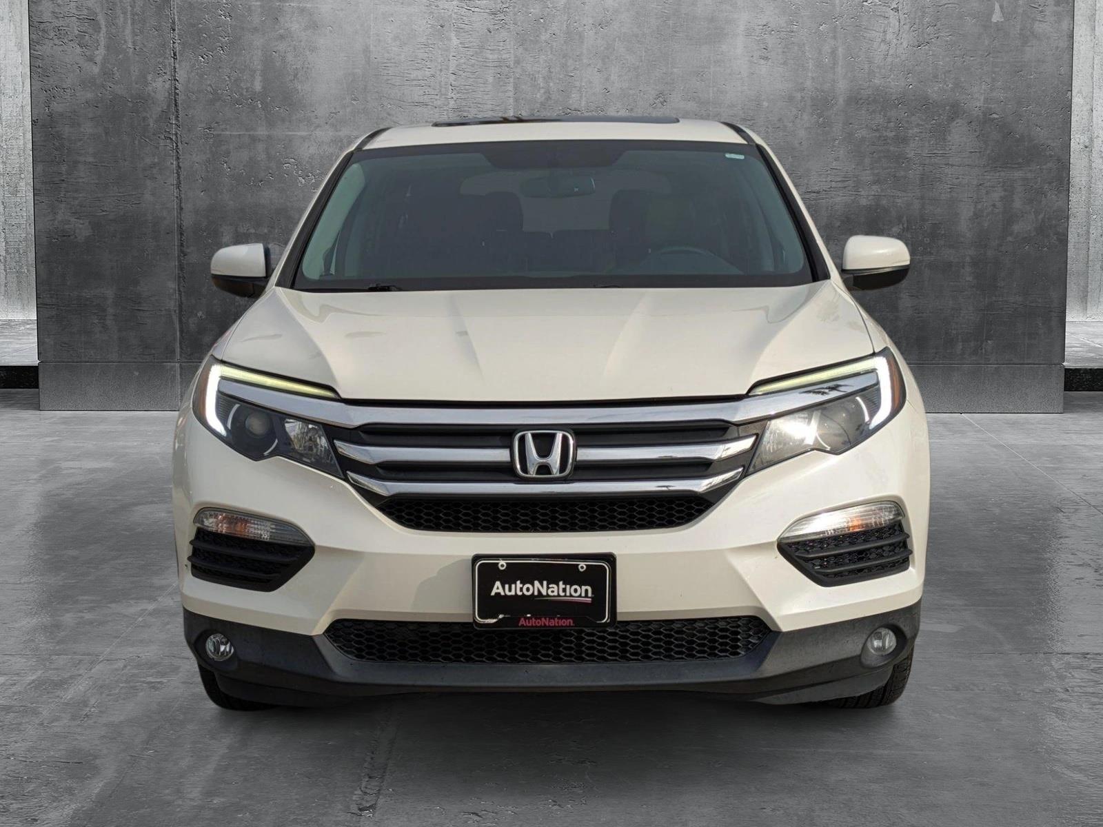 2018 Honda Pilot Vehicle Photo in Tustin, CA 92782