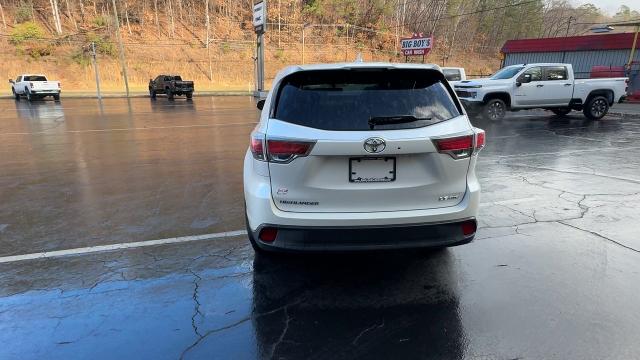 2015 Toyota Highlander Vehicle Photo in MARION, NC 28752-6372