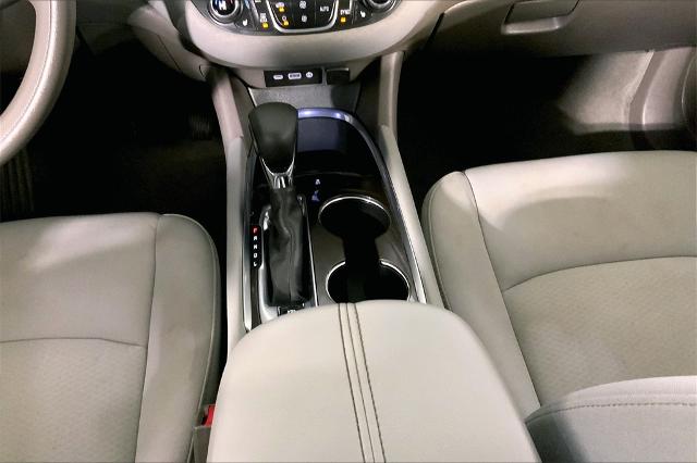 2022 Chevrolet Malibu Vehicle Photo in Lees Summit, MO 64086