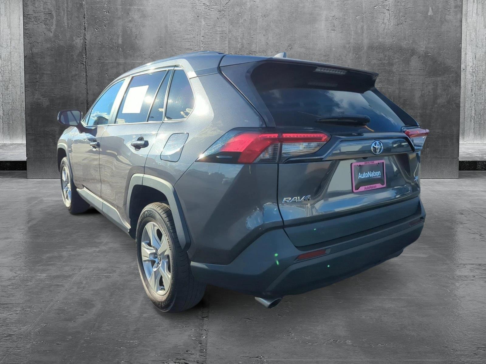 2021 Toyota RAV4 Vehicle Photo in Memphis, TN 38115