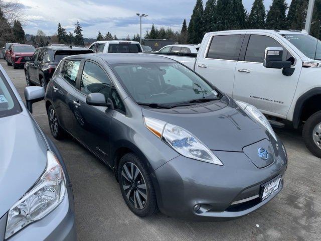 2017 Nissan LEAF Vehicle Photo in PUYALLUP, WA 98371-4149