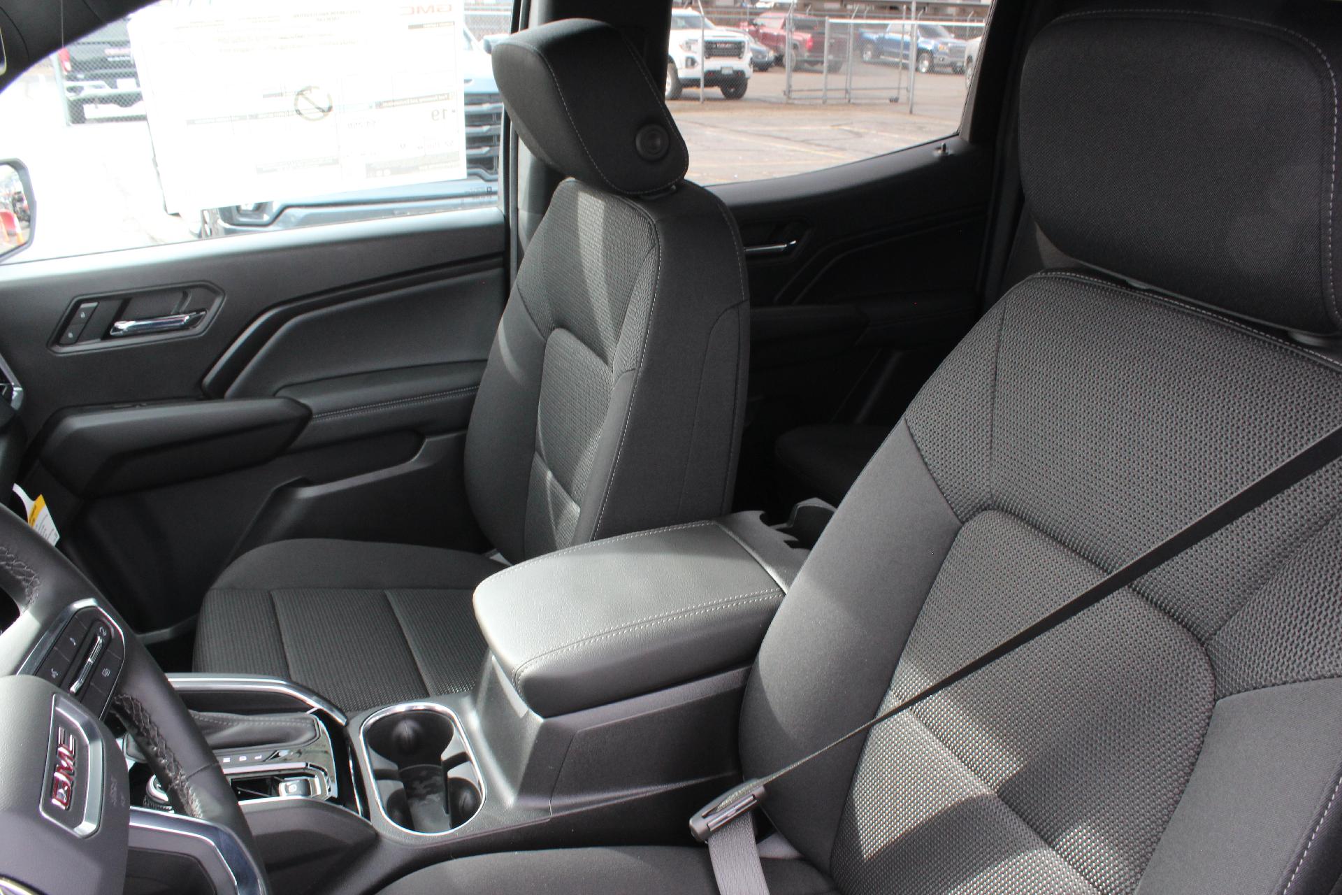 2025 GMC Canyon Vehicle Photo in AURORA, CO 80012-4011
