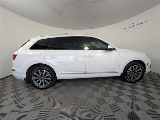 2017 Audi Q7 Vehicle Photo in ENGLEWOOD, CO 80113-6708
