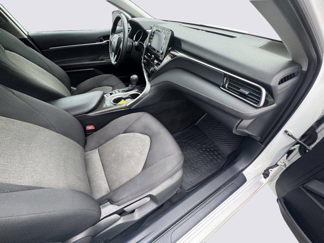 2022 Toyota Camry Vehicle Photo in LEOMINSTER, MA 01453-2952