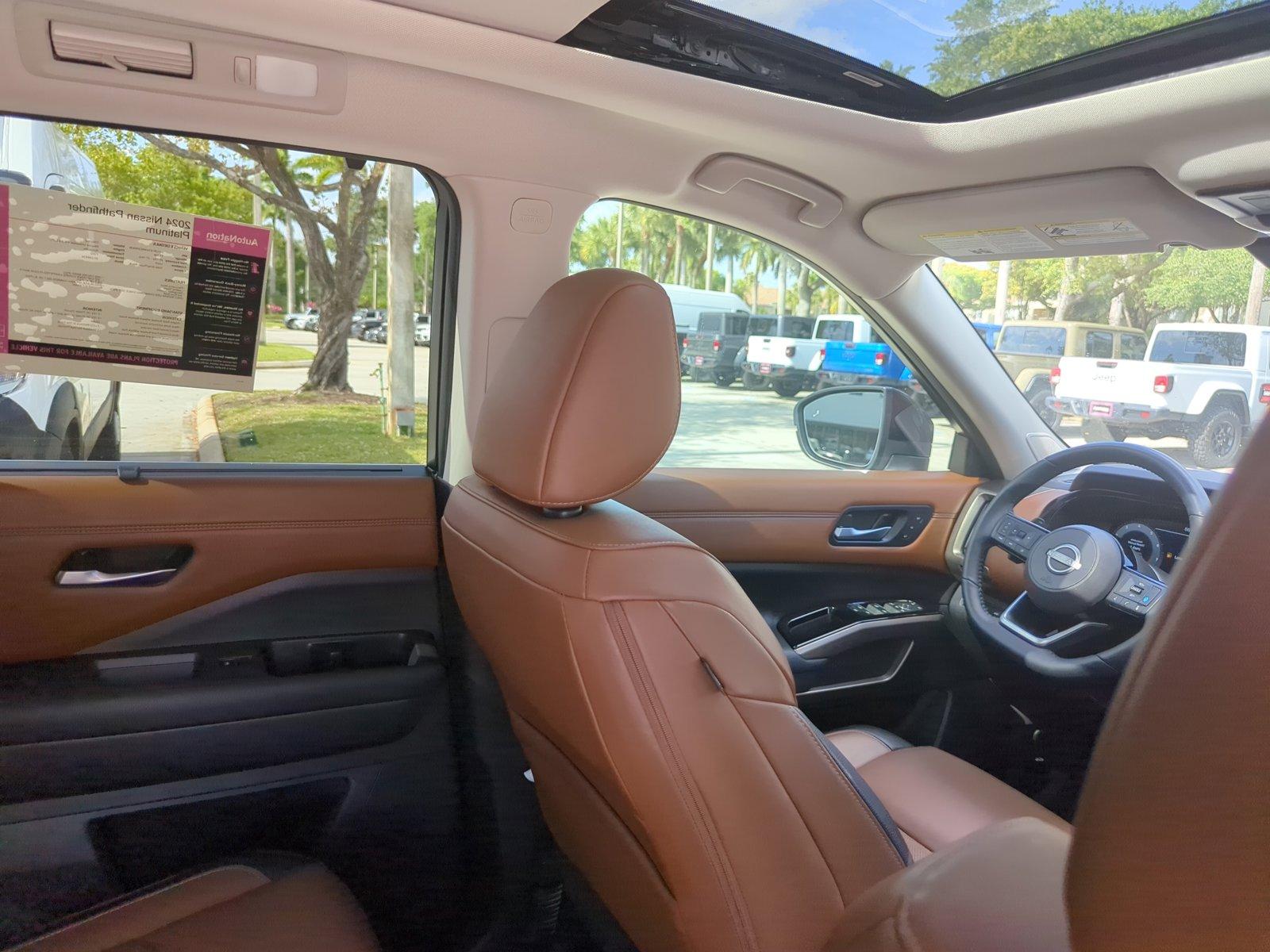 2024 Nissan Pathfinder Vehicle Photo in Pembroke Pines, FL 33027