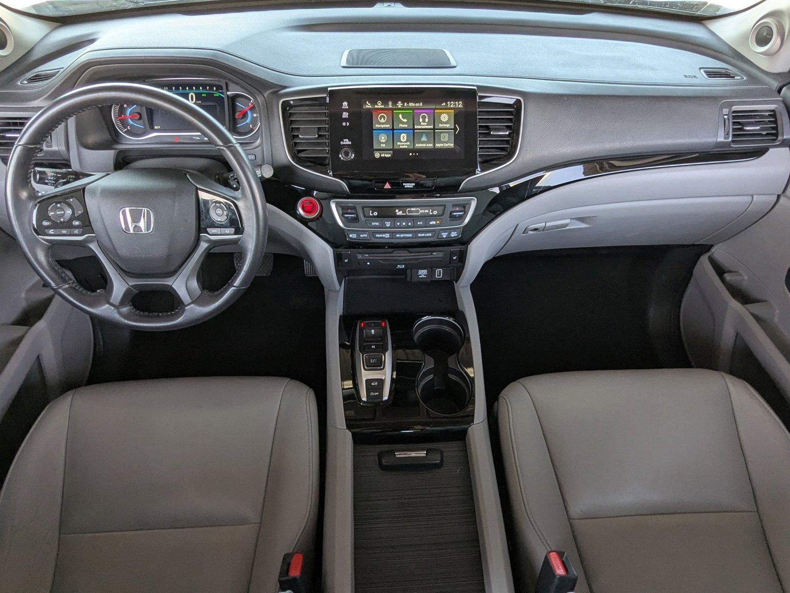 2019 Honda Pilot Vehicle Photo in Valencia, CA 91355