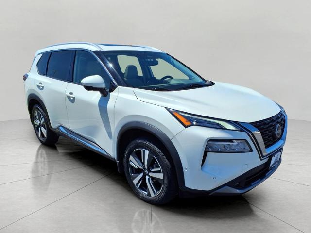 2022 Nissan Rogue Vehicle Photo in Oshkosh, WI 54904