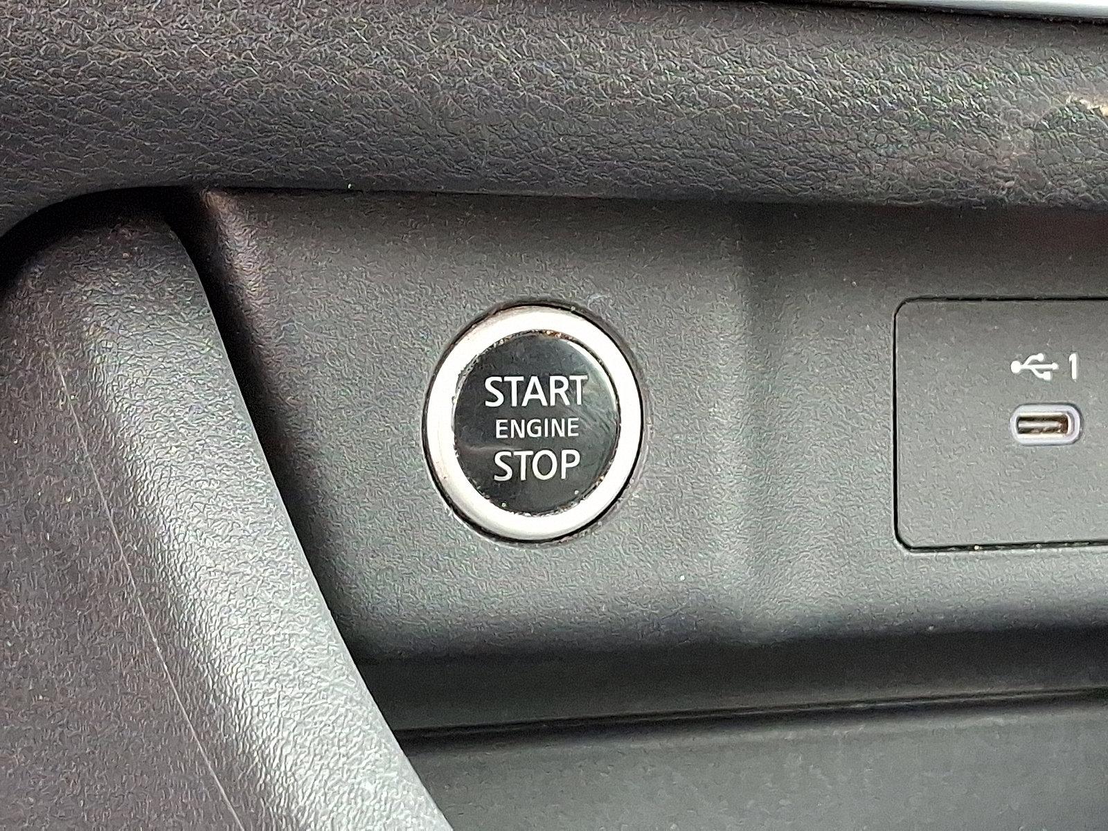 2022 Nissan Rogue Vehicle Photo in Jenkintown, PA 19046