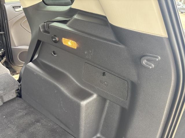 2015 Ford Escape Vehicle Photo in Peoria, IL 61615