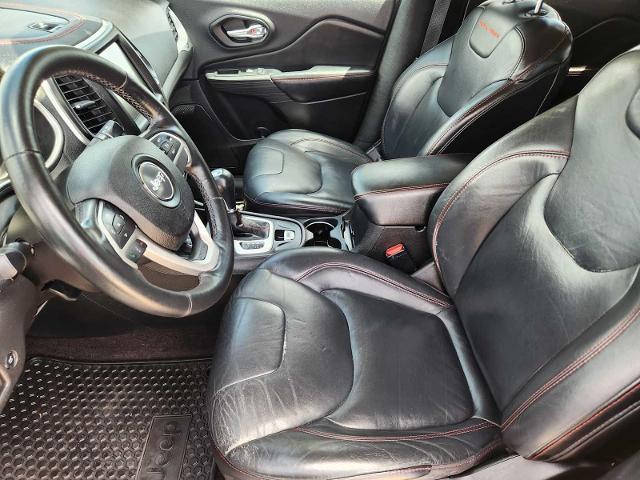 2016 Jeep Cherokee Vehicle Photo in DENTON, TX 76210-9321