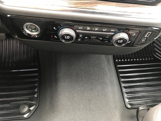 2022 Chevrolet Silverado 1500 Vehicle Photo in GREEN BAY, WI 54303-3330