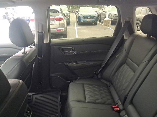 2025 Nissan Rogue Vehicle Photo in Harrisburg, PA 17111-1033