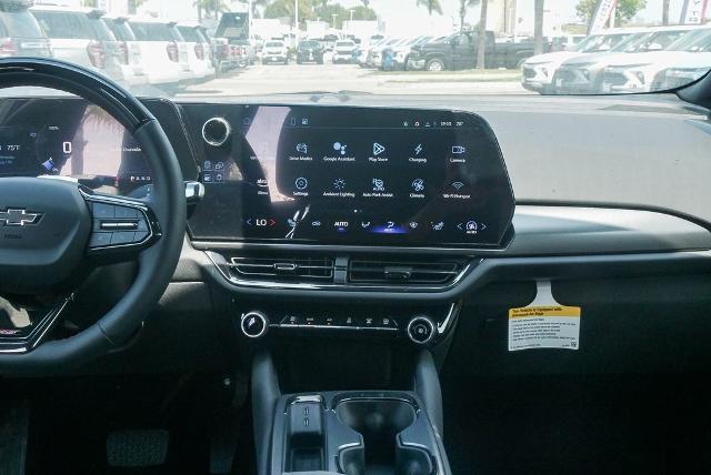 2024 Chevrolet Equinox EV Vehicle Photo in VENTURA, CA 93003-8585